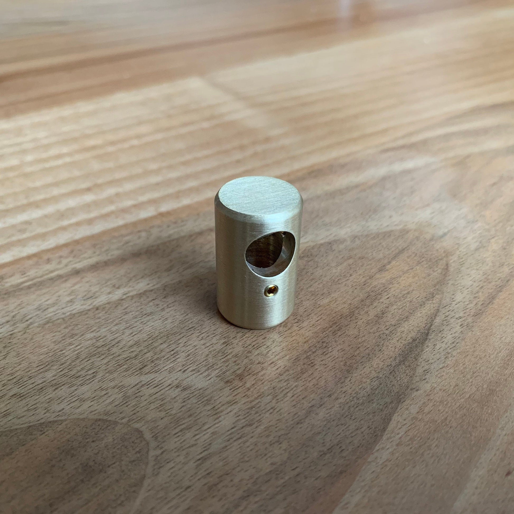 TYPE A - Unlacquered, satin brass fittings & brackets Brassshelf